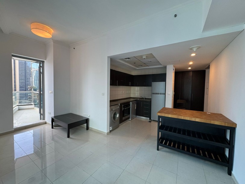 Marina View | Spacious Studio | Bay Central-3