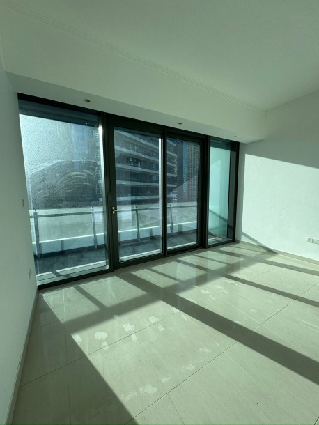 Ready to move | Spacious | Marina View-2